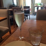 シャンパーニュ