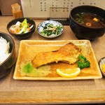 井津長 - 焼魚定食
