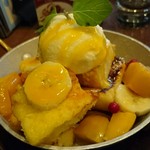 星乃珈琲店 - 濃厚ミルクアイスとマンゴーバナナのフレンチトースト