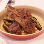 コム チュ ヴー - 子羊の背肉のグリエ　2人前の量です。