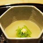 弧玖 - かるかんと賀茂茄子の万願寺とうがらしのせ
      「2016.07撮影」