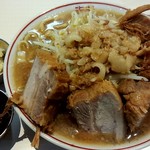 ラーメン荘 歴史を刻め - カラメ、ニンニク別皿でお願いしました(^^)