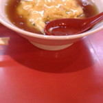餃子天国 - 天津飯500円　スープは別売