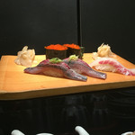 沼津魚がし鮨 - 鰯と鯛、飛子