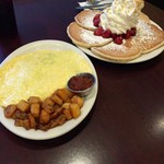 Eggs 'n Things - パンケーキとオムレツ