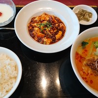 謝朋殿 幕張店 - 土日祝限定ランチセット・四川セット（1362円＋税）