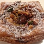 ブロワ - 木の実のデニッシュ