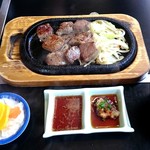 うめしま - 味処 うめしま 梅定食(サイコロステーキ150g) fromグリーンロール