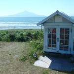 あとりえ華 - 華ままのお勧めスポット、その③。道端のお地蔵小屋