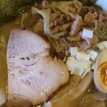 麺の極 はなみち - 特・らー麺・豚（アップ）