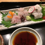 みつ林 - 鱧刺し、いろいろな種類が楽しい