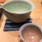 みつ林 - 鍋島に合わせて酒器は唐津焼き