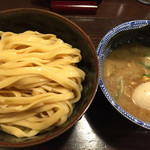 つけ麺 岩 - 味玉つけ麺・中盛りです