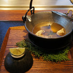 日本料理　時宜 - 松茸の鉄瓶蒸し