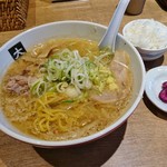味噌 790円＋（小）ライス90円