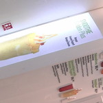 llaollao natural frozen yogurt - 