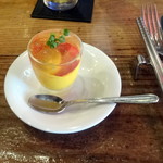 オー・ペシェ・グルマン - 人参のムース フルーツトマト コンソメジュレ添え300円+税