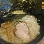 川出拉麺店 - 海苔ラーメン