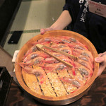 伊達藩長屋酒場 - 甘海老１g ７円でございます