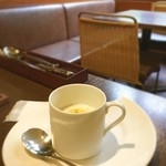 カフェ ビストロ サイマーケット - ランチのスープ
            ビシソワーズ