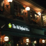 オールドイングランド - 外観（夜）