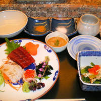 福佐 - 先に置いてある料理