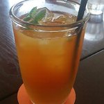 ROQUI  CAFE - ドリンク写真:たっぷりオレンジアイスティー