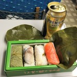 旅弁当 駅弁にぎわい - 柿の葉５（鯖鮭鯛）\750(16-07)＋ﾌﾟﾚﾓﾙ\255