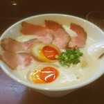 中華蕎麦 葛 - たとえ並んでも納得感！泡だつスープに感激！！