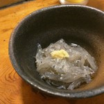 天史朗鮨 - お通し(生シラス)　サッパリと酢で
