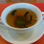 ビアダイニング 王様の食卓ウエスト - ホウレンソウのスープ