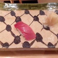 銀座 久兵衛 銀座本店 - 中トロ？赤身？