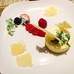 53389724 - 3種のチーズケーキ　￥600-