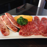 焼肉じゅらく - 