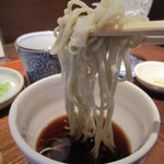 蕎麦は辛味大根、山葵でいただきます