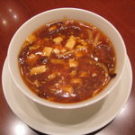 鴻臚 博多大丸店 - 山海五目入り四川風辛味スープ♪