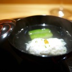 豪龍久保 - お椀　鱧と冬瓜