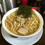 Ramen Unjara Ge - 塩とんこつnibo 麺ダブル 750円 チャーシューが…
                      