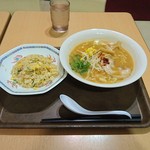 上々麺房 - どさんこ味噌ラーメン
ミニチャーハン