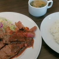 キャトルラパン - H28.2 ステーキランチ300g