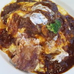 キッチン ニューほしの - ふわとろ卵のオムハヤシ♪ハンバーグのせ１０００円＆唐揚げ１００円をトッピング