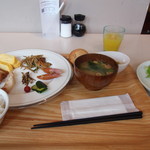 松山ニューグランドホテル - 「朝食ビュッフェ 和食メインで ￥700」2016年夏霧期