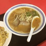 Azuma - しょうゆラーメン