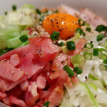 アジトイズム - カルボナーら（800円）＋〆のリゾット（200円）