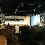 ANUBIS - おしゃれでくつろげる店内