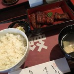 Donmai京楽軒 - うなぎ定食2016.7