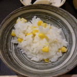 和ごころ 泉 - お出汁と玉蜀黍の甘みを感じるご飯　娘の希望で折にしてお土産に