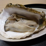 和ごころ 泉 - 農林水産大臣賞を受賞した　伊勢志摩のあだこ湾の岩牡蠣