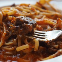 トラットリア グランボッカ - 和牛のミートソース　自家製生パスタ