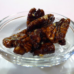 赤坂 四川飯店 - クルミの黒糖あえ